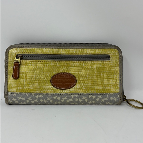 FOSSIL WALLET PVC COATED CANVAS YELLOW AND GRAY WITH BIRDS ZIP AROUND - Picture 1 of 16